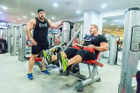 World class владелец