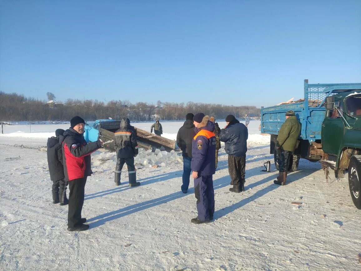 Погода в усть пристань на 10. Чеканиха Усть-Пристанский район. С Чеканиха Усть-Пристанского района Алтайского края. Село Чеканиха. Усть Пристань стучковы.