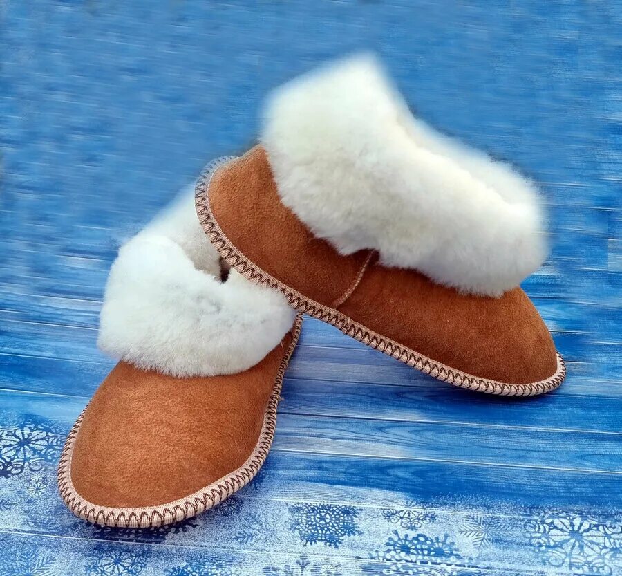 тапочки из овчины бабуши. меховые бабуши. бабуши чуни тз овчины т м м 23. бабуши из овчины. бабуши из овчины домашние.