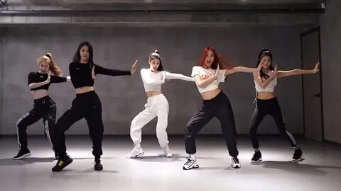 Itzy dance