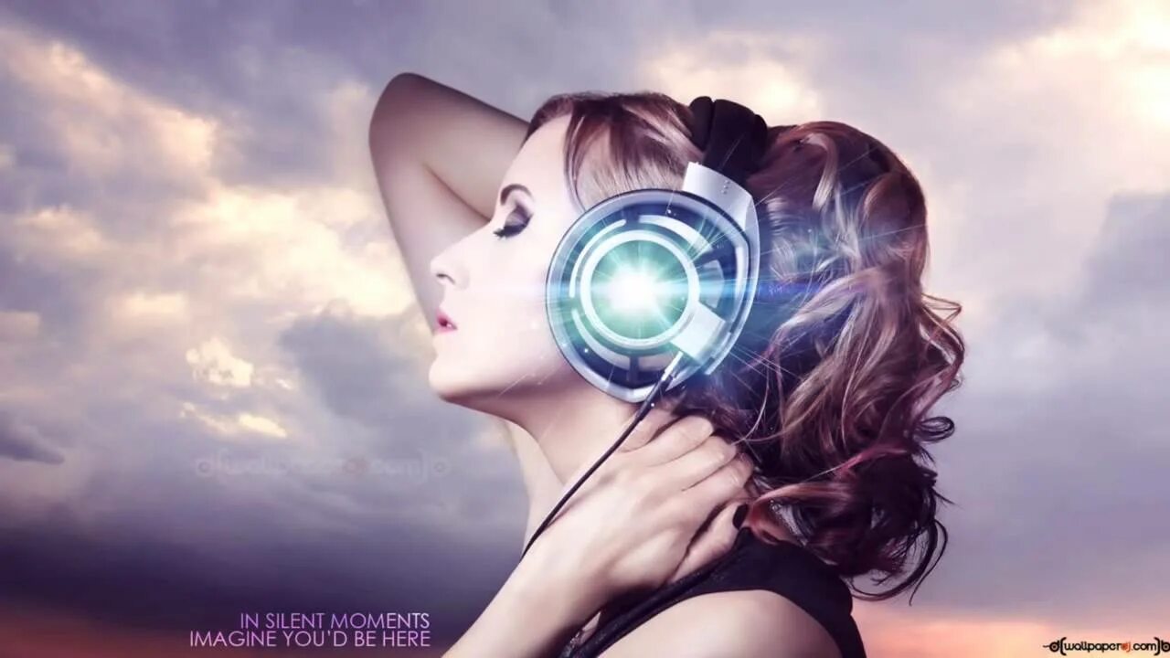 электро девушка. девушка диджей фотосессия. угар serebro. колір музики remix. красивые диджеи.