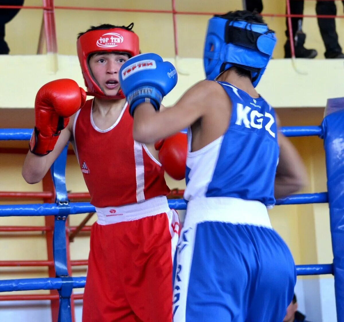 Бокс. Бокс соревнования. Детский бокс соревнования. Бокс юноши. Ten boxing