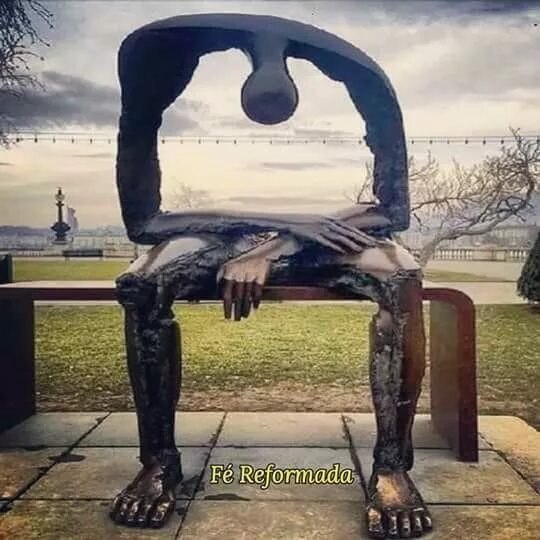 Есть памятник души. Скульптура Меланхолия Женева. Памятник душевной пустоте. Скульптура внутренняя пустота.