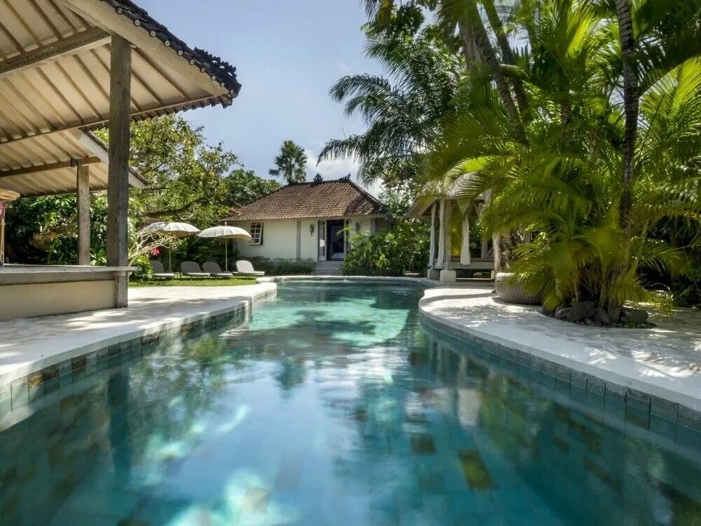 W Bali Seminyak бассейн. Вилла на Бали. Бали вилла с бассейном. Индонезия Бали.