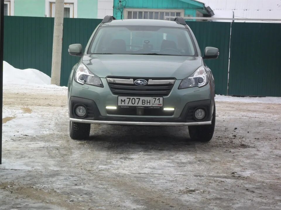 ДХО Субару Аутбек. ДХО Outback 2010. Ходовые огни Subaru Outback 2013. Ходовые огни Субару Аутбек.