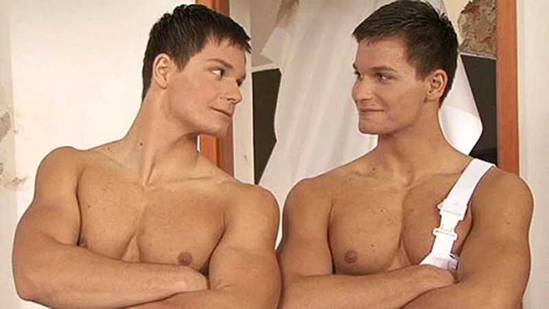 Братья belami Peters. Elijah Milo Peters Twins. Фил Аффлек belami. Belami Дэви Пакстон.