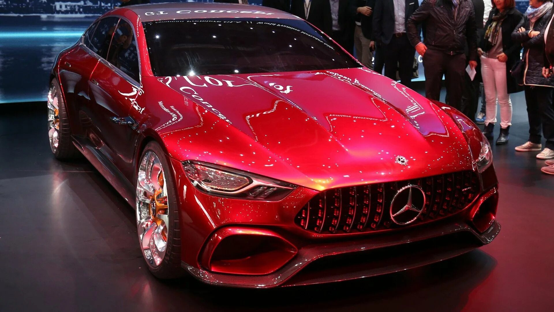 С последней версии самой новой. Мерседес АМГ ГТ 73. Mercedes gt73 AMG. Мерседес Бенц АМГ 2021 красный. Mercedes-AMG gt Concept.