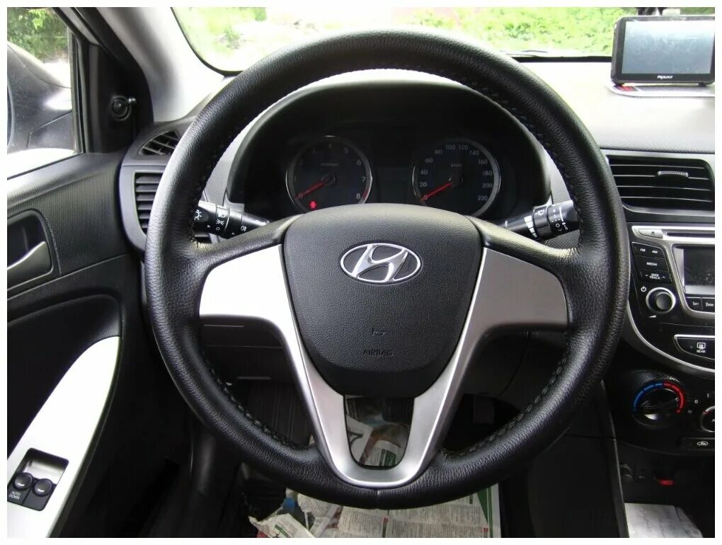 Как снять руль солярис 2012 Установка и подключение кнопок круиз контроля Hyundai Solaris (2G), 1,6 л, 201