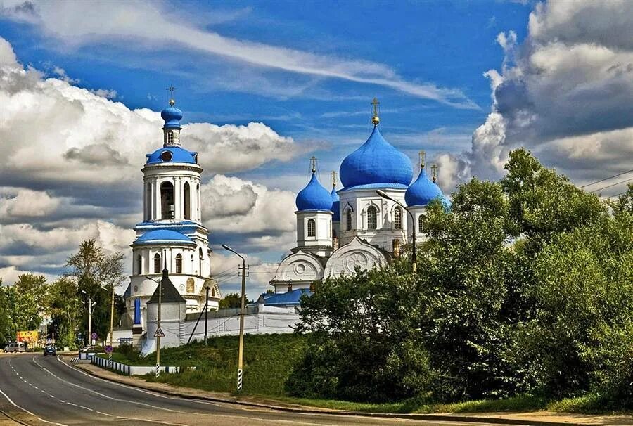 Боголюбский монастырь Боголюбово. Храм Андрея Боголюбского село Боголюбово. Боголюбовский женский монастырь Владимирская область. Золотое кольцо: Боголюбово, Свято-Боголюбский монастырь. Свято боголюбский монастырь