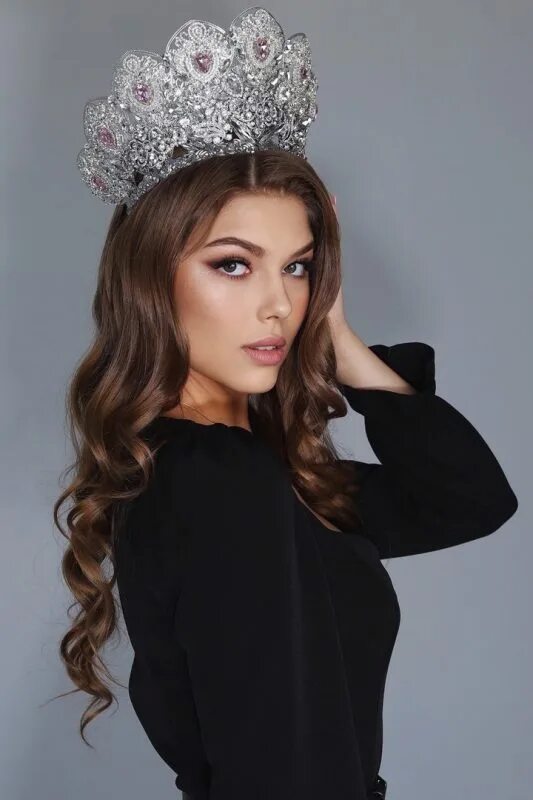 ). Самая богатая девочка. Тирасполь реклама. Эксклюзив 16. Зажигалка бик j3.