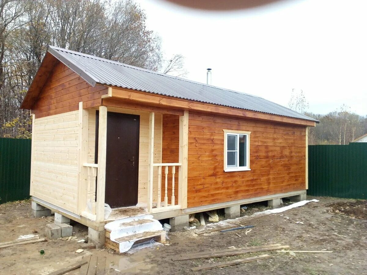 Готовые бани под ключ. Бани из рязани под ключ. Баня из бруса 4х5. Баня под ключ рязань недорого. Баня из бруса.