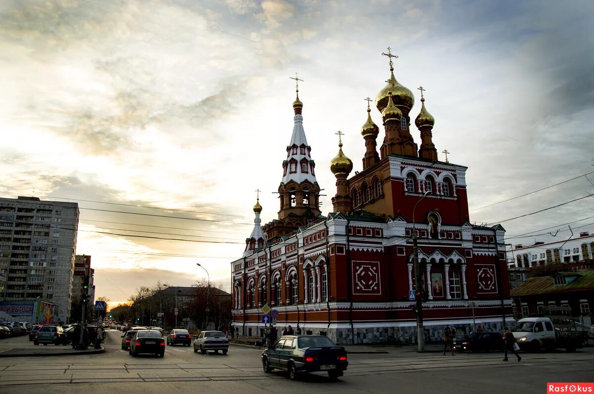 вознесенская феодосьевская церковь пермь. храмы города перми. храм николая чудотворца город чайковский пермский край. феодосьевсакя церковь. храмы города перми.
