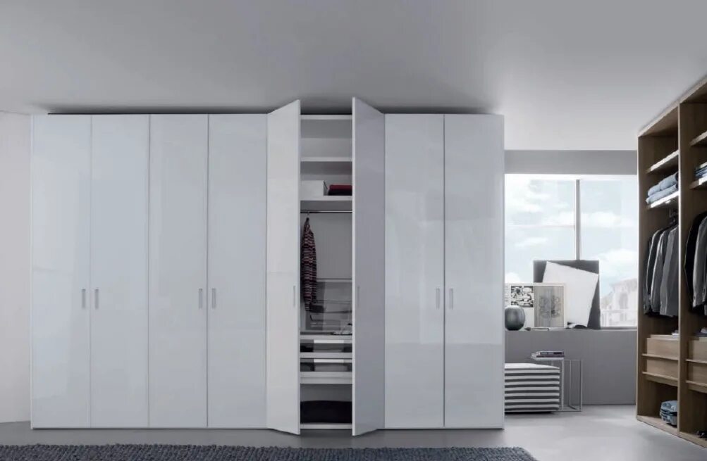 Шкаф для одежды в спальню в современном. Шкаф white wardrobe. гардеробные с распашными дверями. шкаф с распашными дверями. современные шкафы с распашными дверями.
