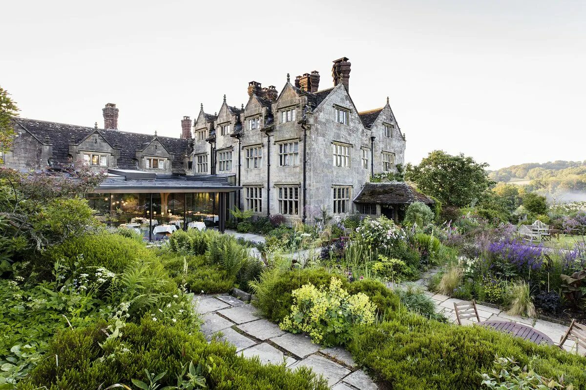 Графство керри ирландия. Читать старое поместье батлера полностью. Особняк данте манор. Линвуд мэнор поместье. Англия школа мэнор хилл.