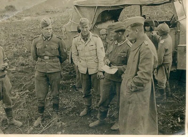Вермахт 1941 г. Солдаты вермахта 1943. фото офицеров вермахта в 1941. офицер германии фото 1941.