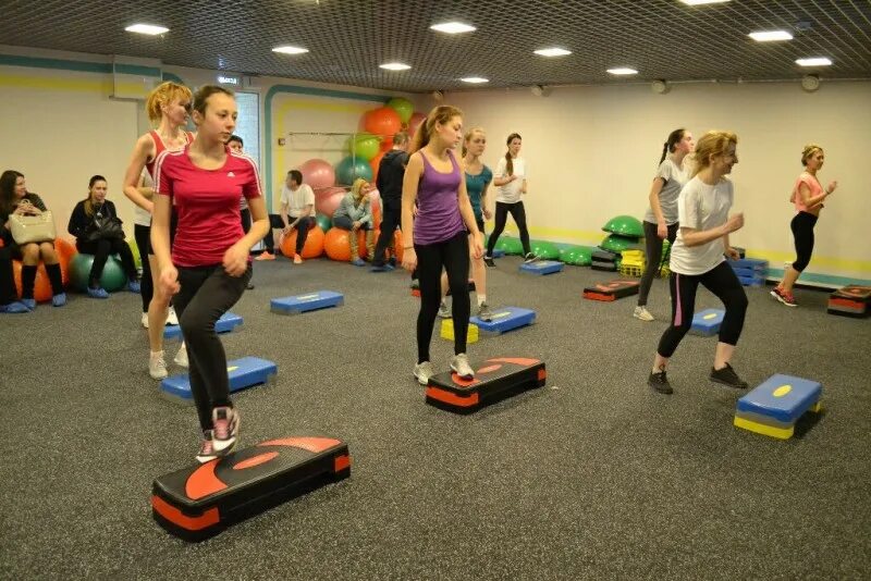 Фитнес светофор люберцы. Ультра ульяновск тренеры. ультра про тренера. ультра фитнес люберцы.