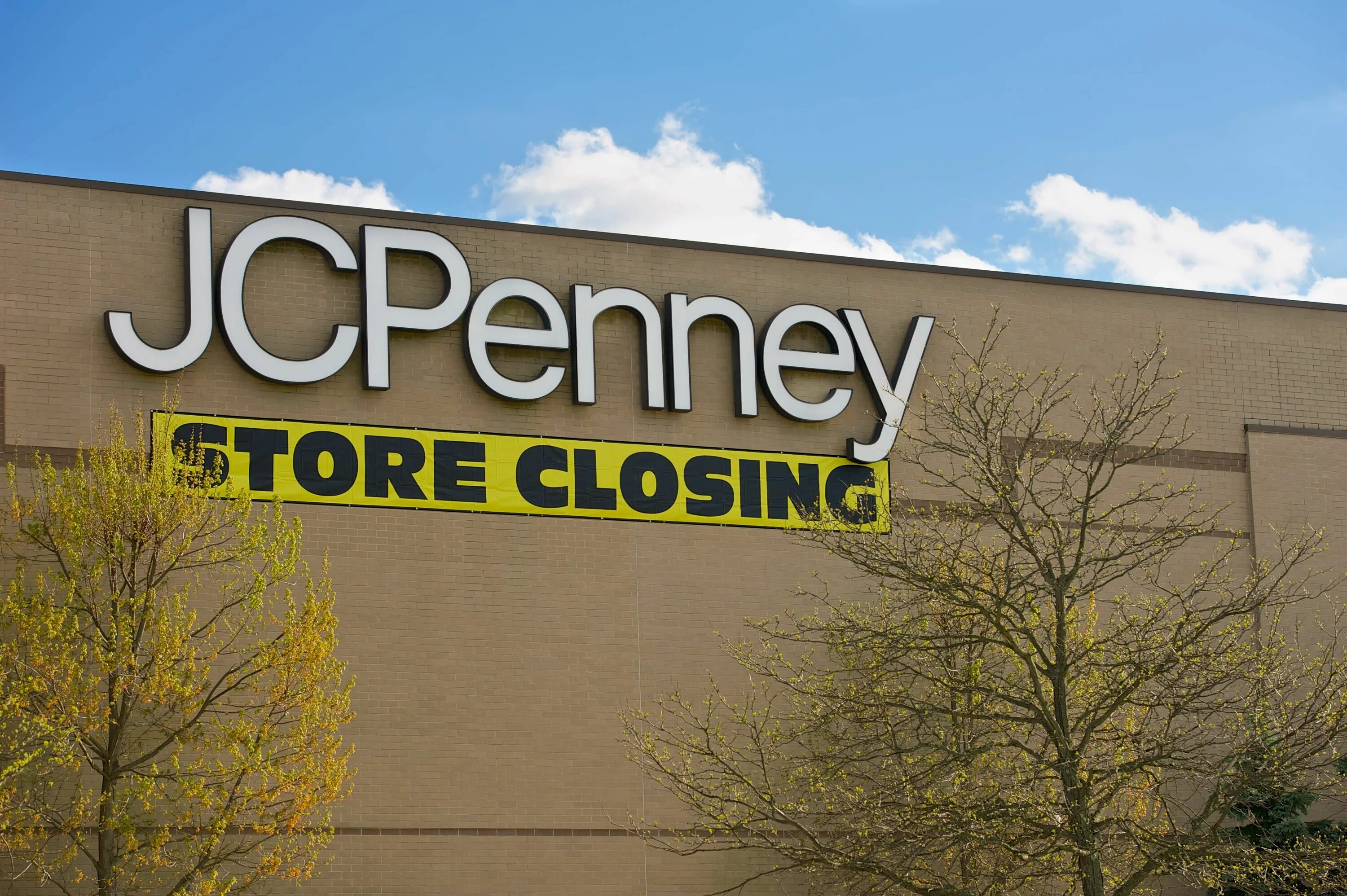 Closing. Jcpenney. Jcpenney Store. J.C. Penney closing. Bankruptcy USA.