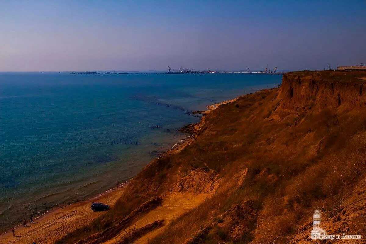 Мыс панагия анапа. Поселок волна тамань. Лисий нос отели. Грязевой вулкан шуго анапа. Тамань краснодарский край башня.