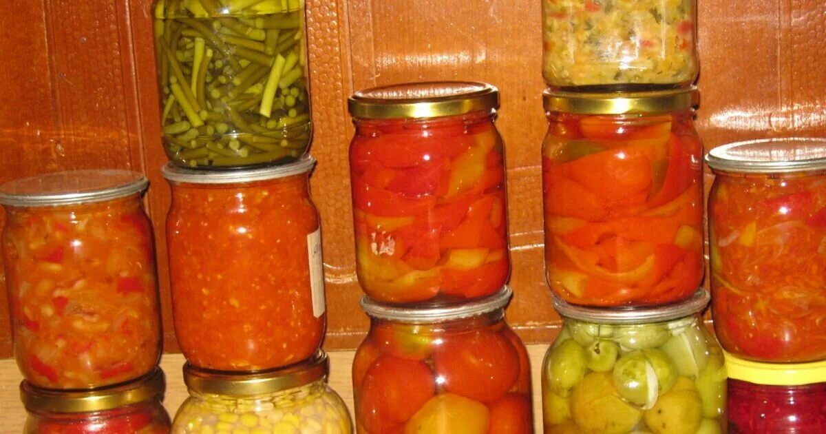 Консервированные овощей на зиму. Заготовки на зиму. консервы на зиму. овощная консервация. домашние закрутки.