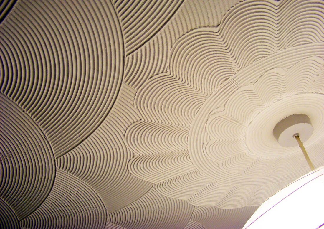 Декоративная штукатурка на потолок своими руками. Отделка потолка декоративной штукатуркой. Декоративная шпаклевка потолка. Декоративная штукатурка на потолок своими руками. Декоративная штукатурка на потолок.