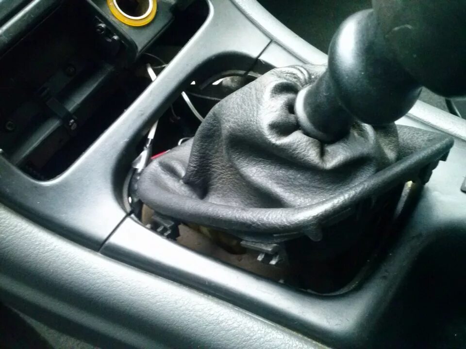 Как снять ручку лагуна 2 Заменил ручки двери в салоне Renault Megane II, 1,4 л, 2004 года аксессуары DR