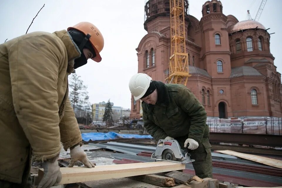 Восстановление храмов в россии. Восстановление храма. Реставрация храма. Восстановление церквей.