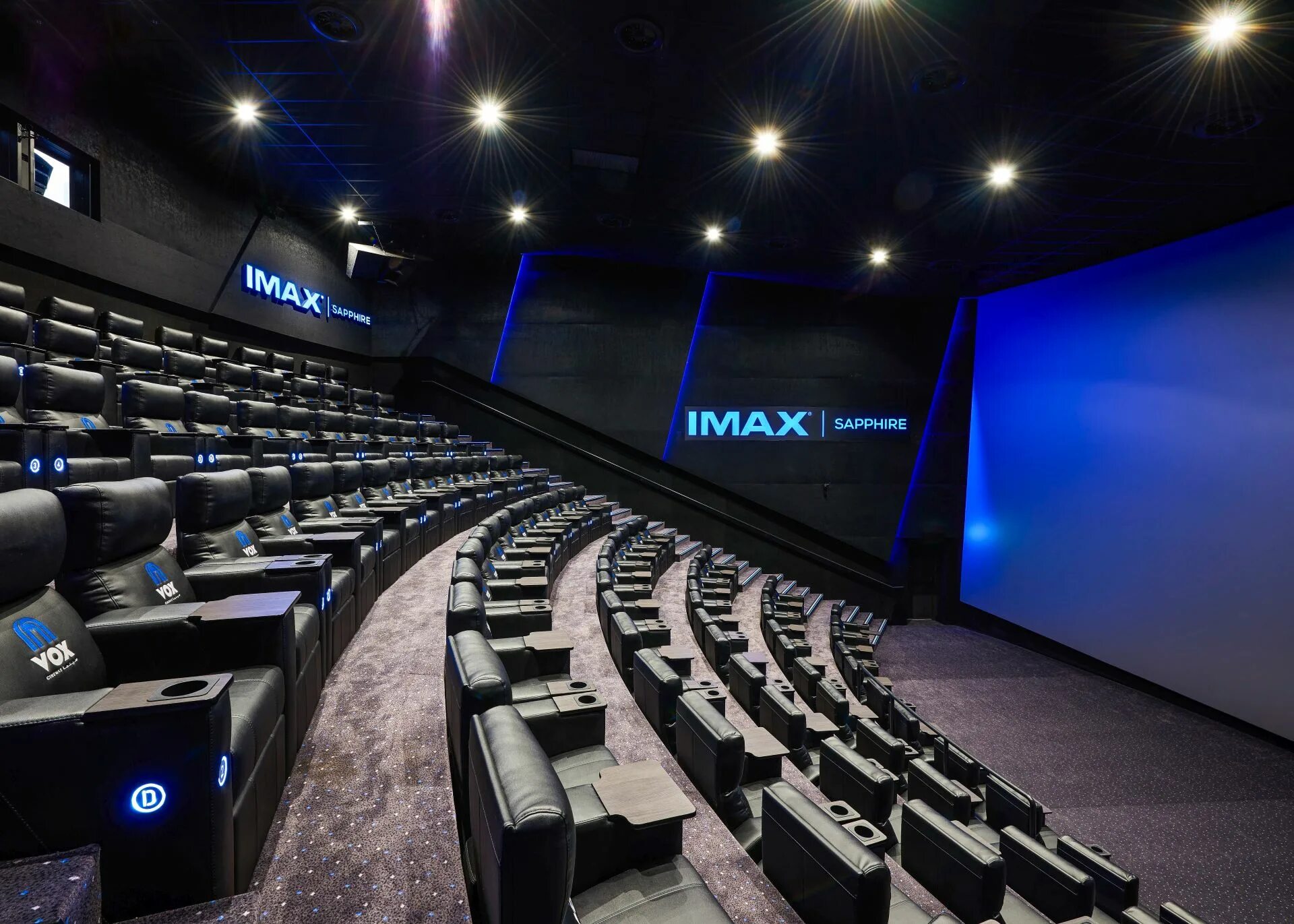 3д зал. Киномакс-сапфир — зал imax sapphire. аймакс сапфир питерлэнд. формула кино питерлэнд imax sapphire. зал imax sapphire афимолл.