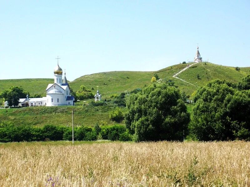 Холковский мужской монастырь. Холки белгородская область пещеры. Чернянка холки монастырь. Холки монастырь белгородская область. Холки монастырь белгородская.