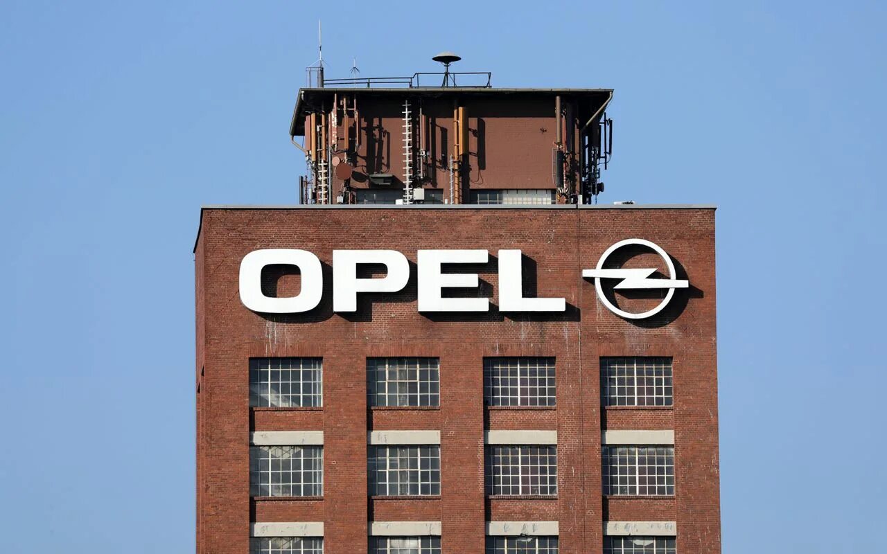 Компания opel. Кампаниа Опел. Opel компания. PSA Group.