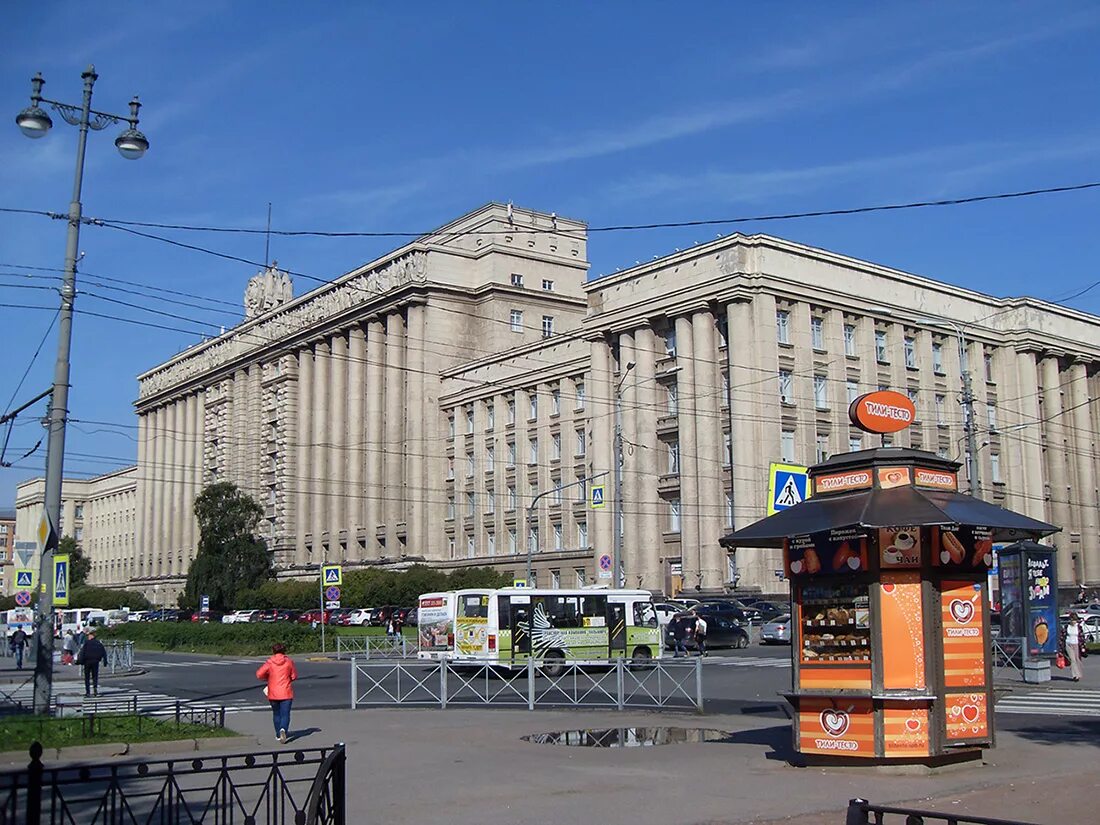 Spb московский. Московская, Санкт-Петербург, Московский проспект, 212. Московский проспект 212 дом советов. Московский проспект 212 СПБ. Санкт-Петербург здание Московский проспект 212.