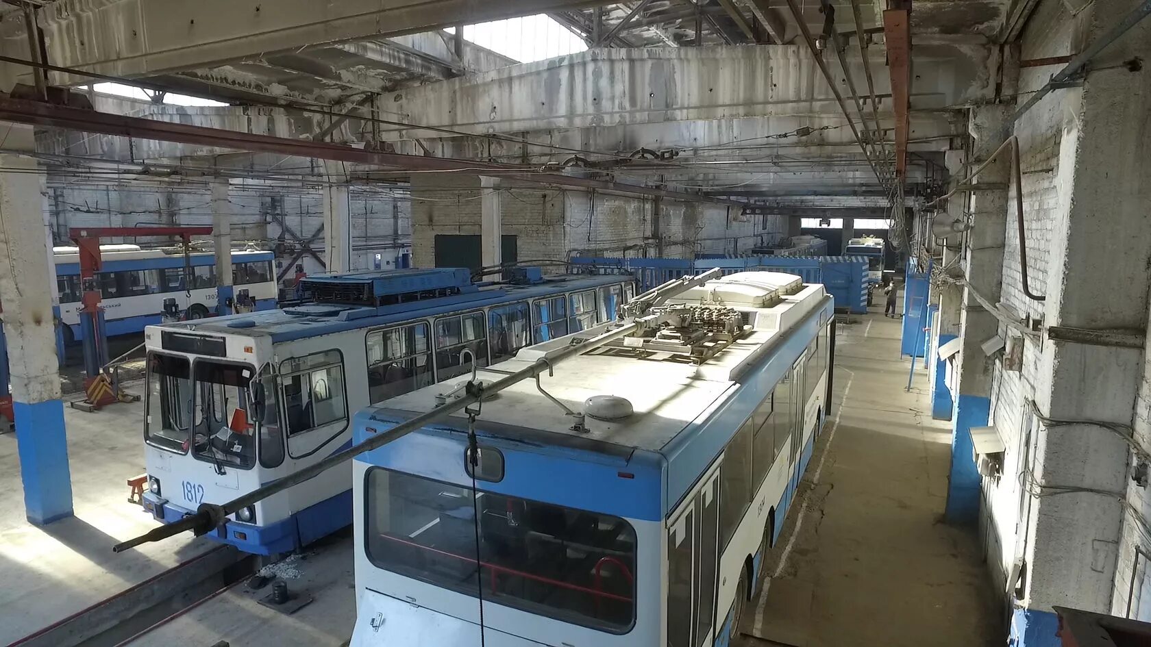 Отдел кадров троллейбусного. Отдел кадров троллейбусного. Взтм-5284 троллейбус. Отдел кадров троллейбусного. Троллейбусное депо белгород.