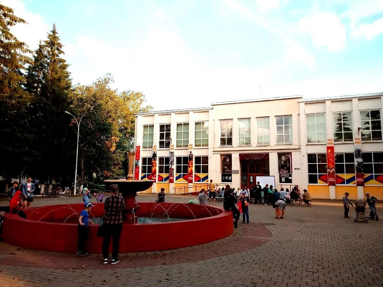 9 школа жуковский. Год культурного наследия баннер. Открытие года афиша. Кдц жуковский дзержинского 14. Жуковский консультативно- диагностический центр.