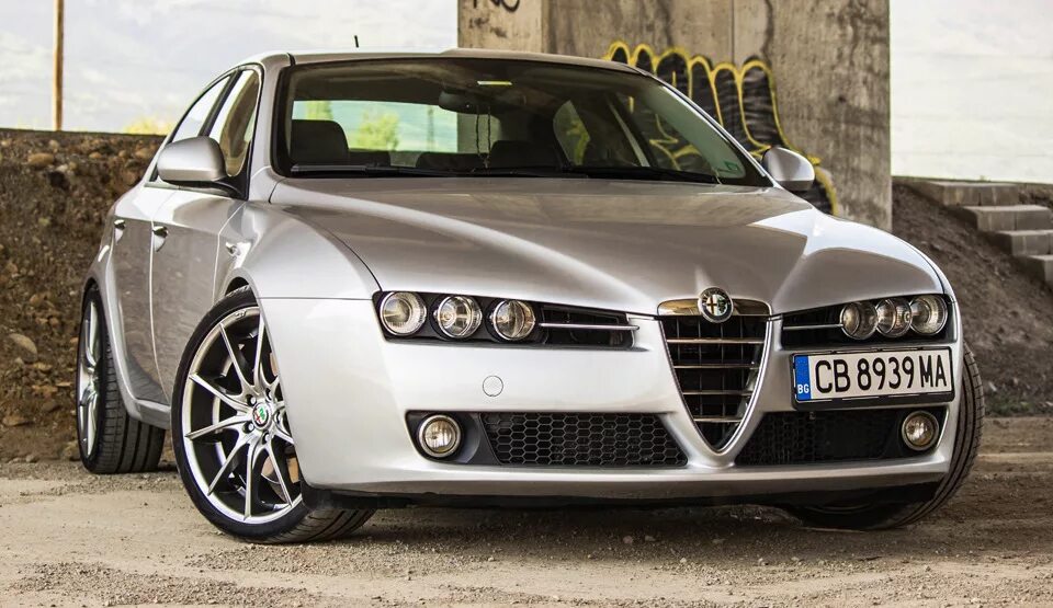 Купить ltl alfa. Alfa Romeo 159. Alfa Romeo 159 ti. Alfa Romeo 159 SV. Альфа Ромео 159 Рестайлинг 2.