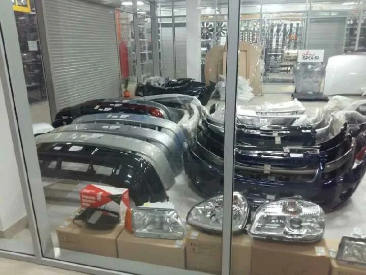 Магазин кузовных деталей. Магазин кузовных деталей. Магазин кузовных деталей. Магазин кузовных деталей. Покраска деталей авто.
