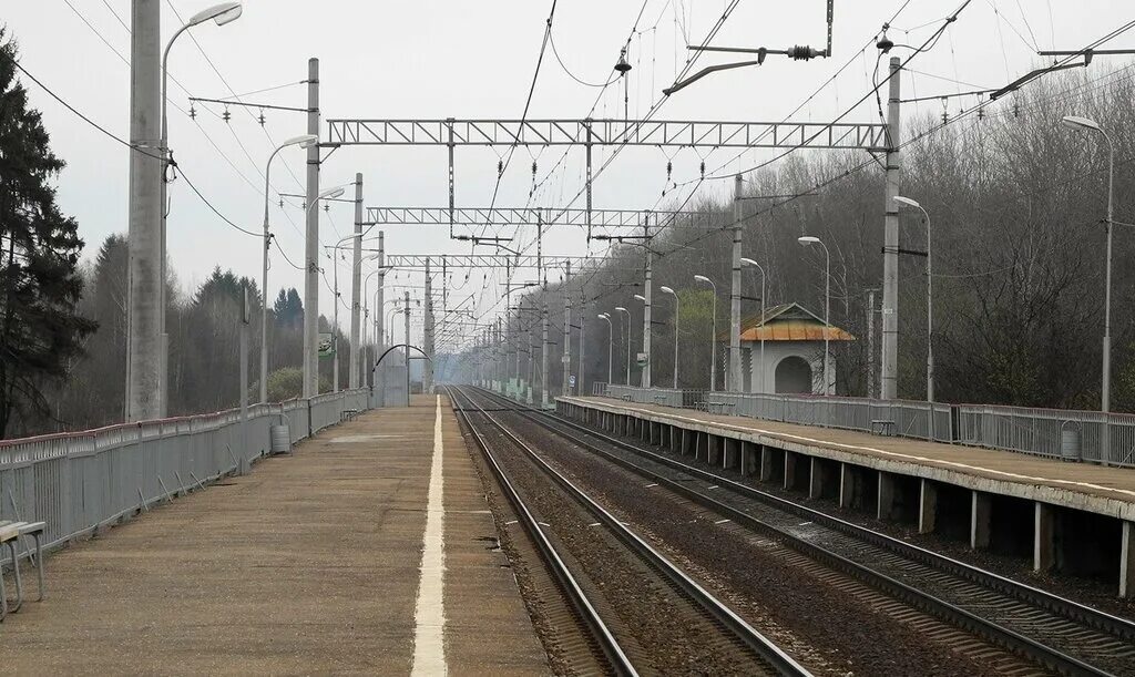 станция 435 км нижний новгород. кукаринская-москва. платформа места. станция соколовская щелково. станция железнодорожная московская область.