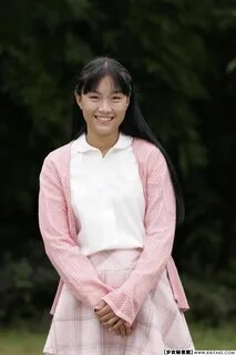 西 村 理 香 22 歳.