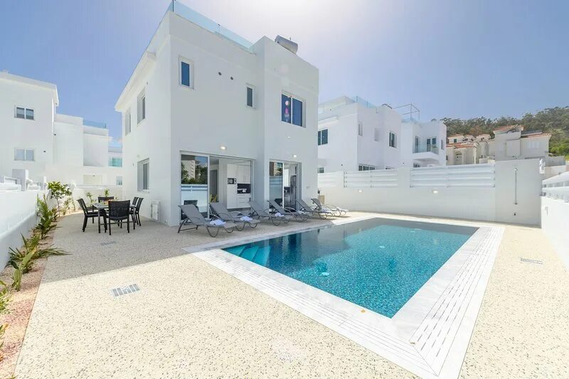 Вилла bella rosa. Green bay villa 56 beach lane, перебер. Санни бриз фото. Rent cyprus. Rent cyprus.