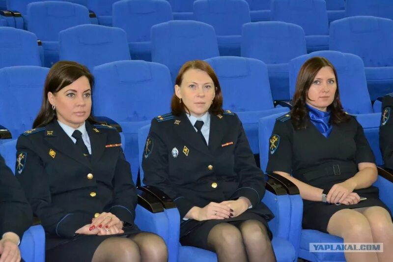 Тайна полиция. Полиция россии женщины следствие. девушка полицейский в полный рост. девушки полицейские россии горячее. тайна в полиции.