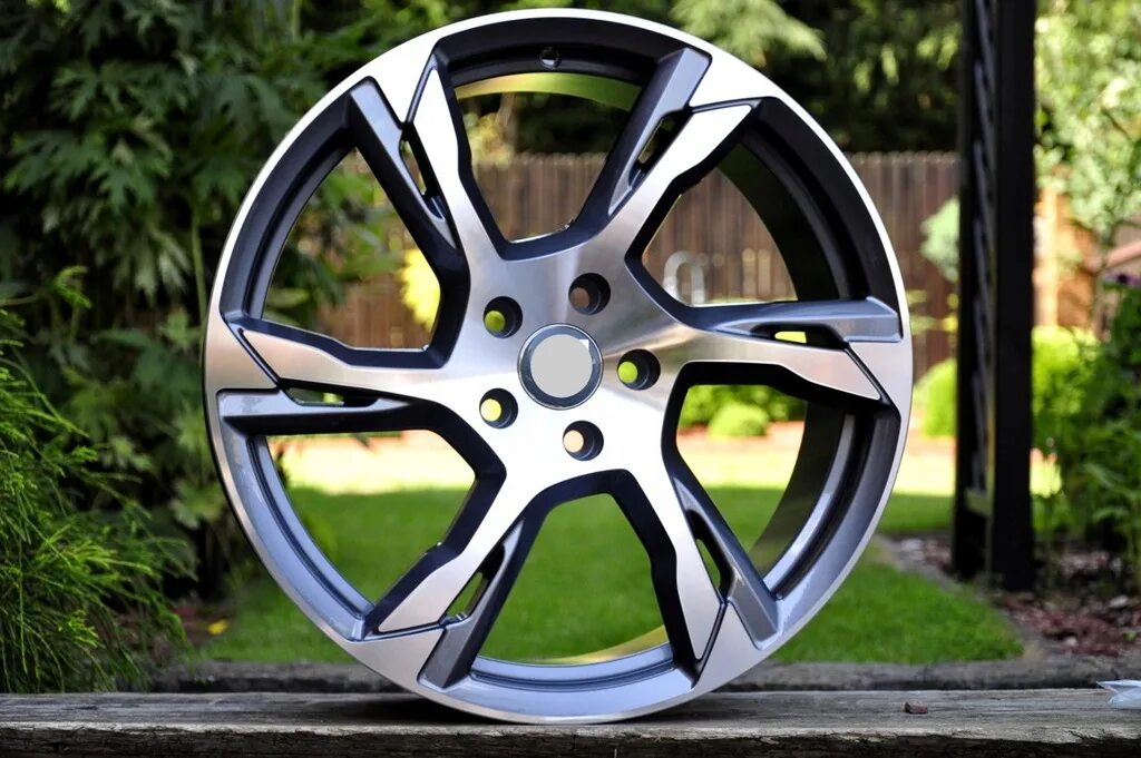 Колесный диск volvo valder 7. Колеса volvo r18. Литые диски вольво. Volvo orpheus r17. Литые диски вольво.