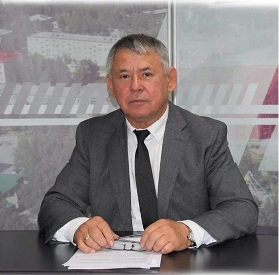 Глава мегиона. Олег дейнека мегион. Олег дейнека глава мегиона. Дайнеко олег александрович мегион. Олег дайнеко мегион.