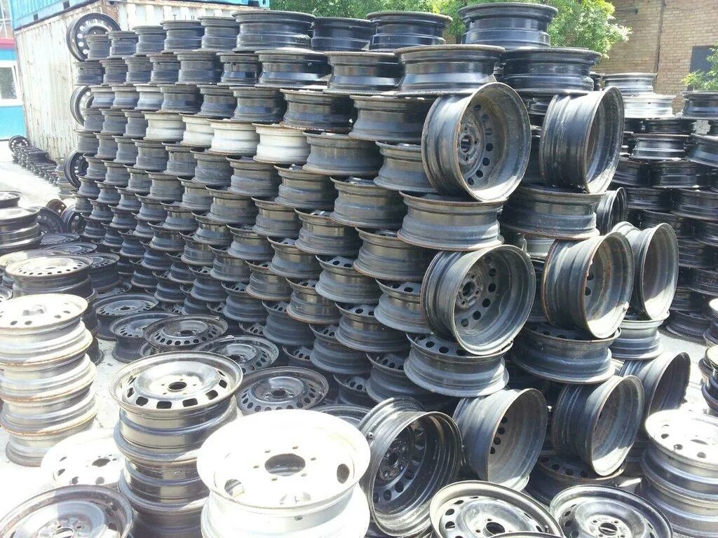 Алюминиевые диски лом. Куда можно сдать диски. Разбирала старые диски. Куда можно сдать диски. Скупщики видеокассет.