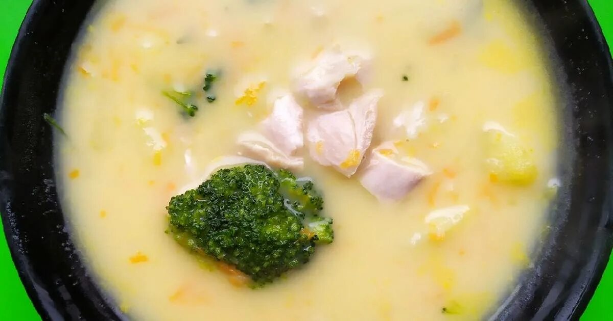 Суп с плавленным сыром и брокколи рецепт. Сырный суп с брокколи. крем-суп из брокколи с плавленным сыром. суп с брокколи и плавленным сыром. сырный суп с шампиньонами и брокколи.