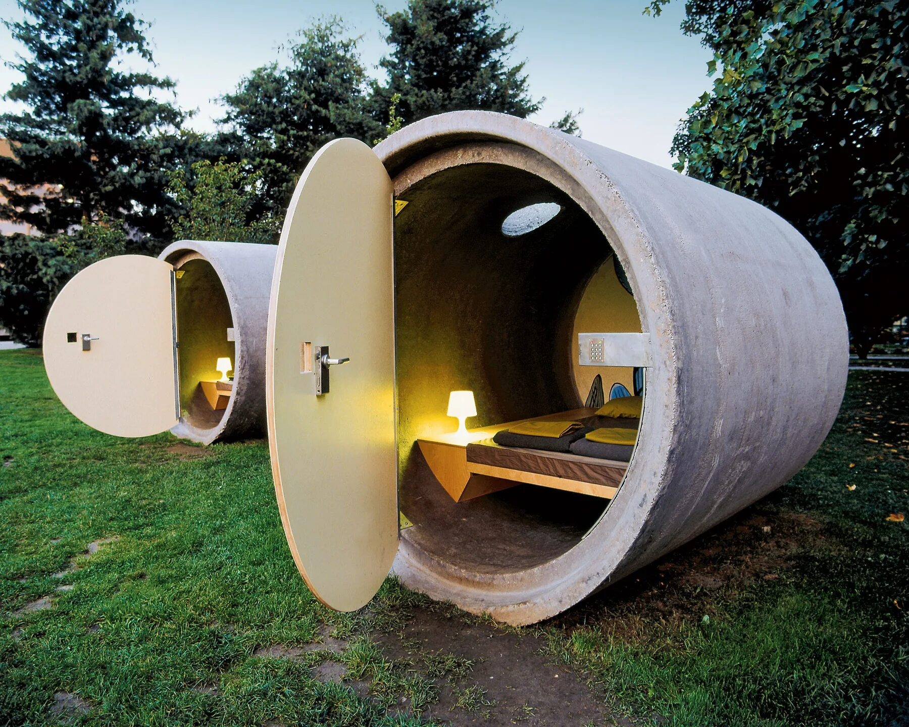 Нестандартная труба. Das Park Hotel, Оттенсхайм, Австрия. Дом из бетонных колец. Доимкиз бетонного кольца. Дом из бетонных труб.