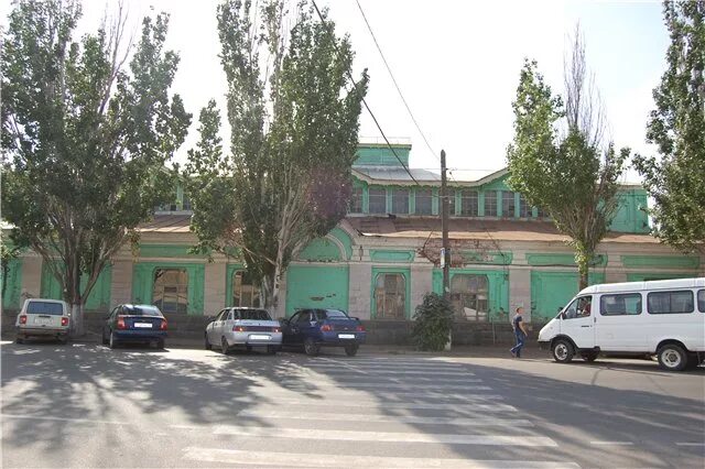 Астраханский казачий ансамбль. Фланкировка шашкой. Астраханские казачки станица атаманская. Астраханские казачки станица атаманская. Астраханские казачки станица атаманская.