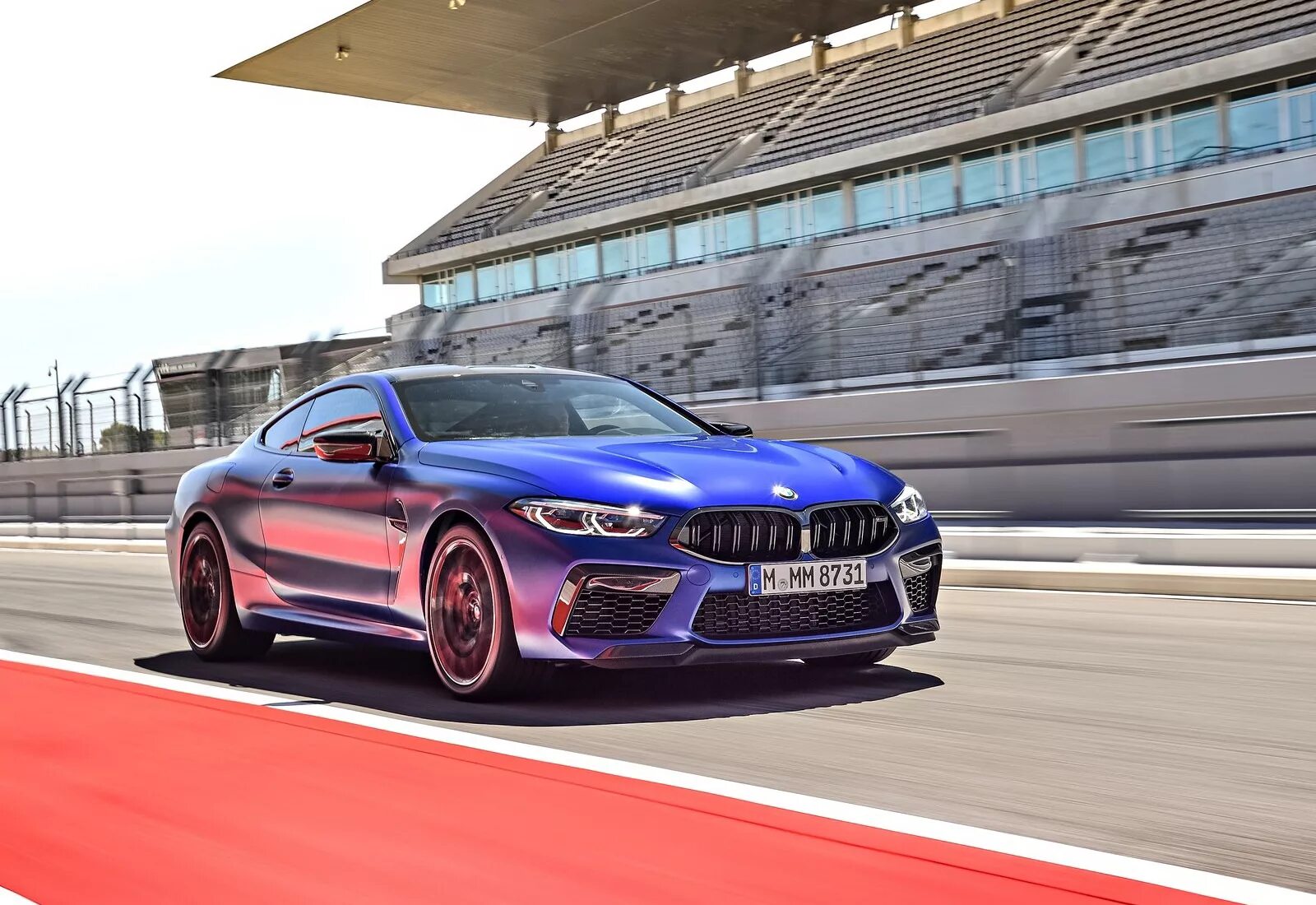 Bmw m8 competition coupe. Бмв м8 компетишн купе. Bmw m8 competition coupe 2020. Bmw m8 competition coupe. Bmw m8 competition синий.