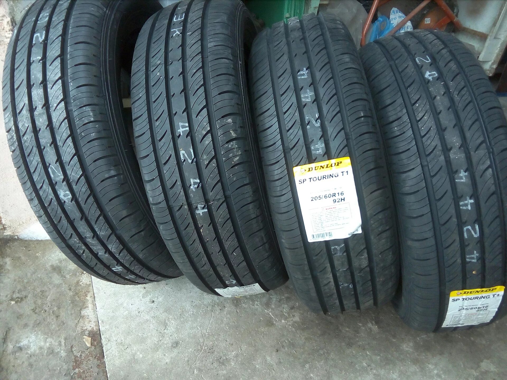 205 60 r16 лето отзывы. Dunlop SP Touring t1 205/60 r16. 205/60 R16. Матадор 16 205. 205/60 R16 at.