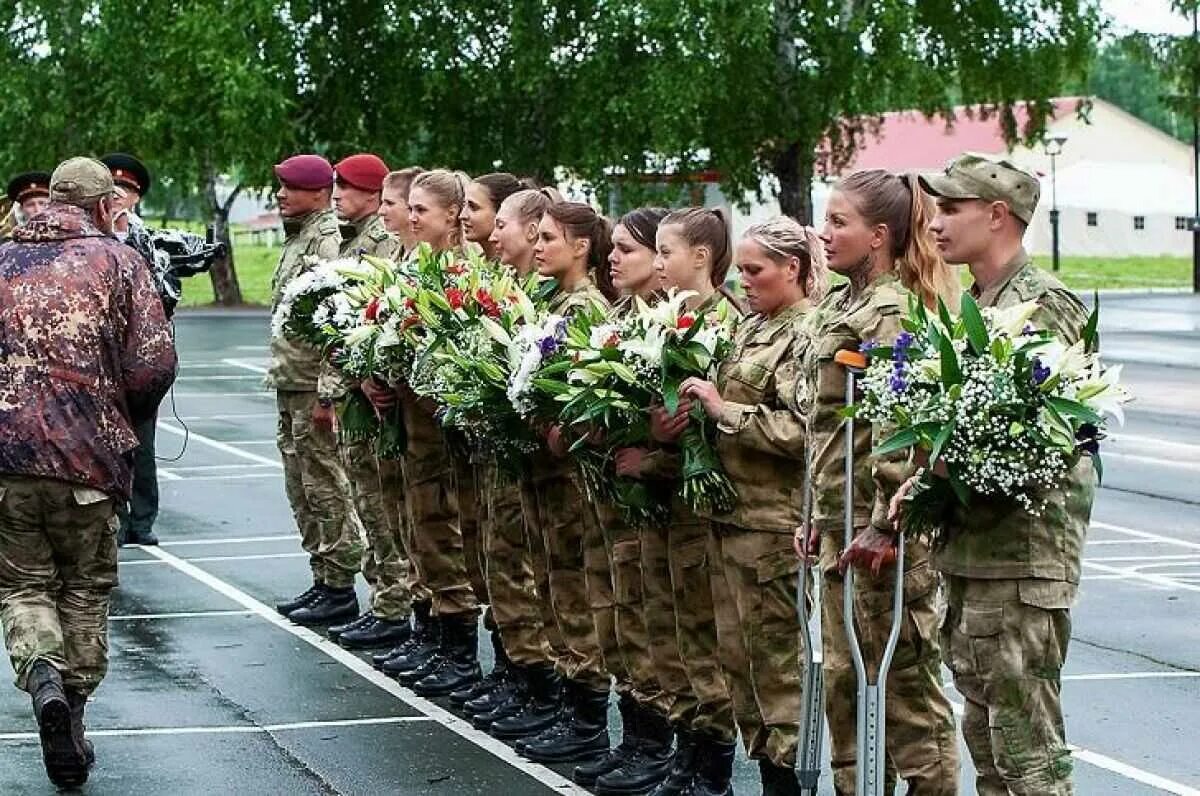 Шоу солдатки 2. Аксенов солдатки.