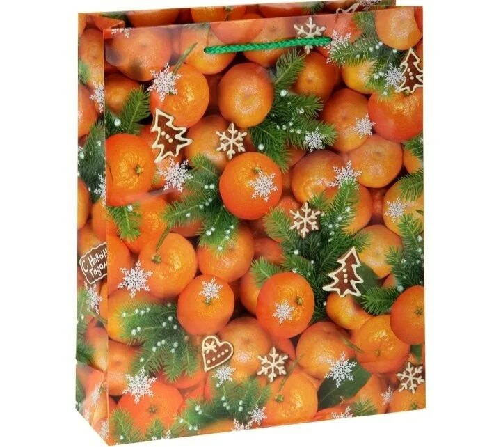 Новогодняя упаковка мандаринов. Мандарины в пакете. Новогодний пакет мандарины для подарка. Мандарины в новогоднем пакете.
