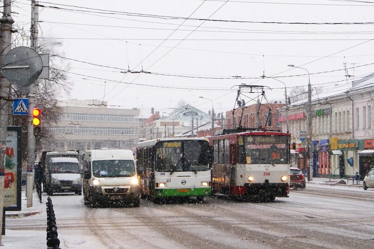 Городской транспорт тула. Тула трамвай зима. Тульская область Тула троллейбус. Тульский общественный транспорт.