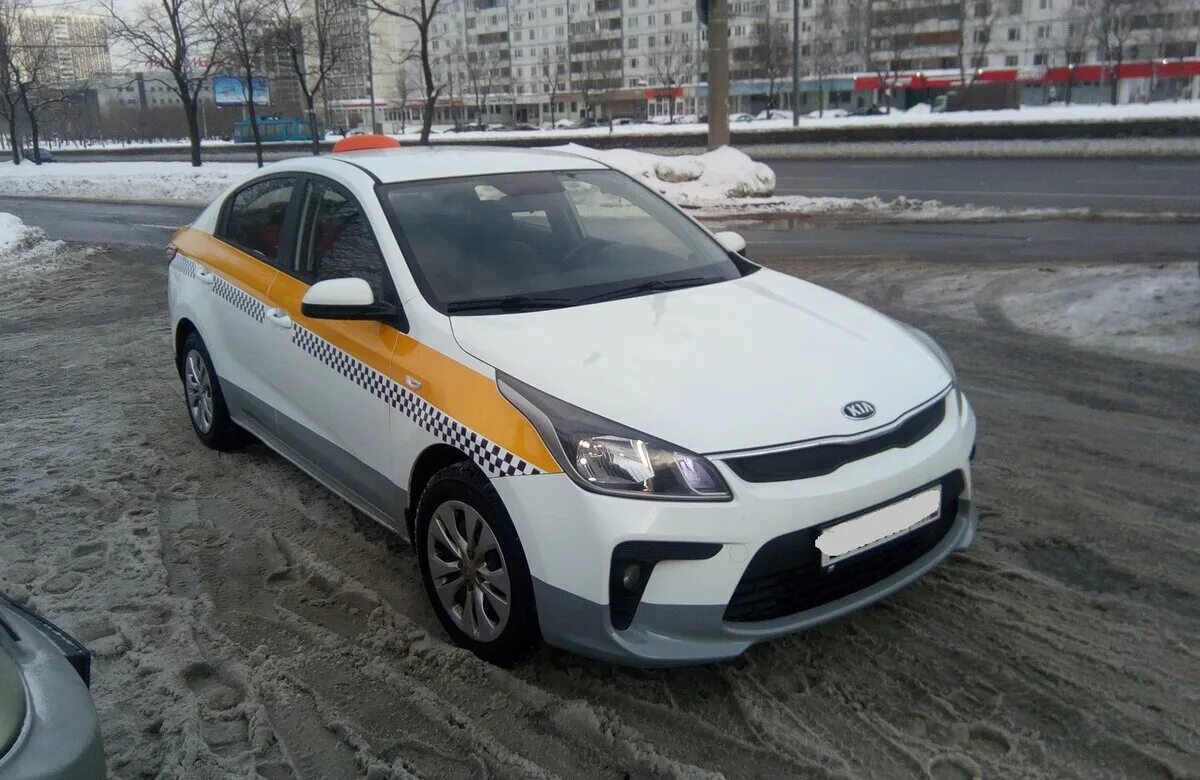 Киа Рио 2021 под такси. Киа Рио 2017 такси. Kia Rio 2017 года под такси. Киа Рио 4 такси.